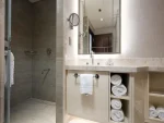 Marina View Fully Furnished 2-Bedroom Plus Maid’s Room – Qatar Sotheby’s