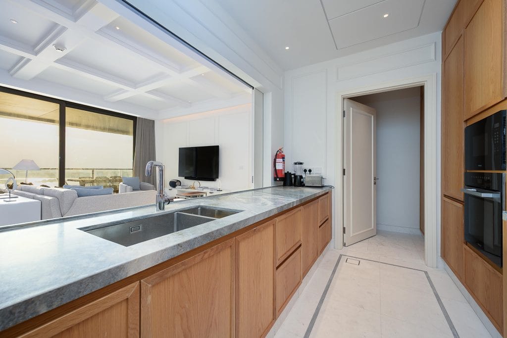 Luxury 2-Bedroom Residence with Sea Views at The Pearl-Qatar