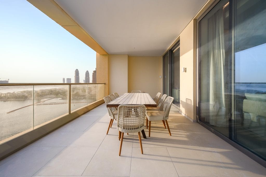 Luxury 2-Bedroom Residence with Sea Views at The Pearl-Qatar