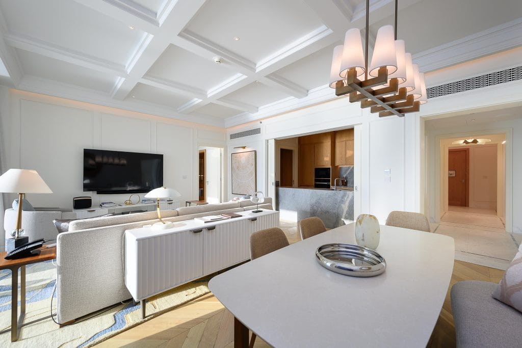 Luxury 2-Bedroom Residence with Sea Views at The Pearl-Qatar